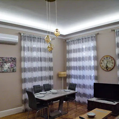 Ideally Situated Corfu Old Town Family Retreat 92m2 * Corfu (city)
