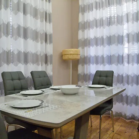 Appartement Ideally Situated Corfu Old Town Family Retreat 92m2 *