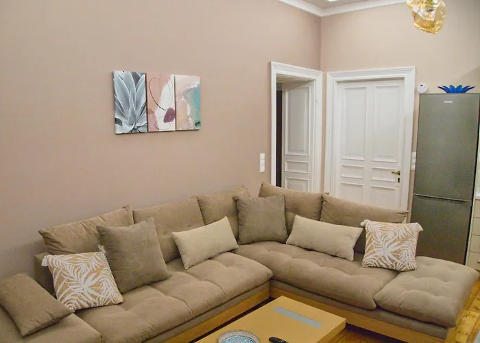 Ideally Situated Corfu Old Town Family Retreat 92m2 * Corfu (city)