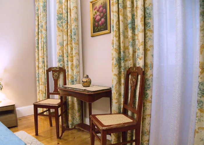 Ideally Situated Corfu Old Town Family Retreat 92m2 *