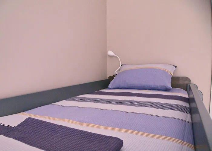 Ideally Situated Corfu Old Town Family Retreat 92m2 Apartment *