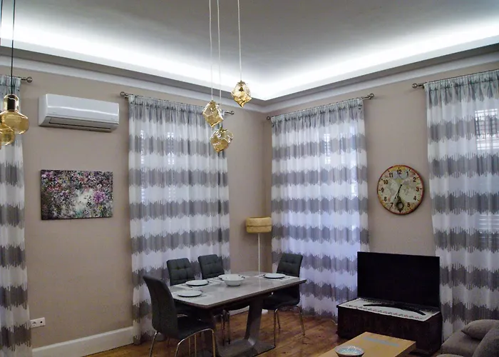 Ideally Situated Corfu Old Town Family Retreat 92m2 * Corfu (city)